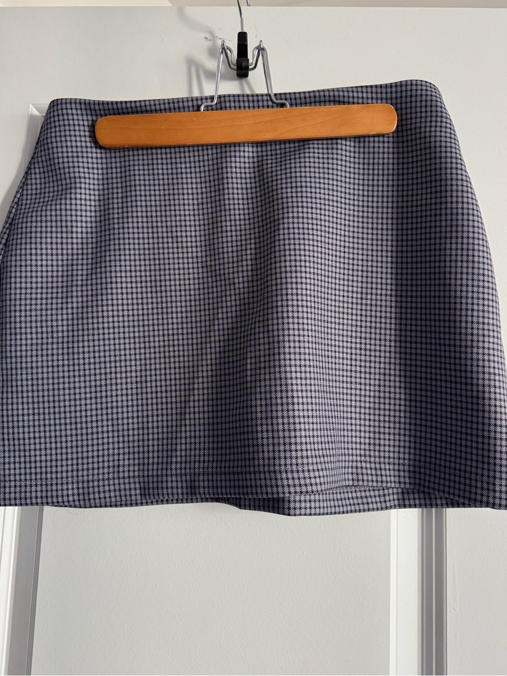 Urban Outfitters mini skirt - size M